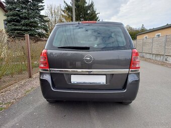 Benzínová Opel Zafira 1.8...7místné - 12