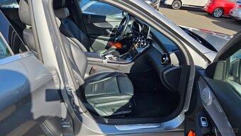 Mercedes-Benz C 220d - 12