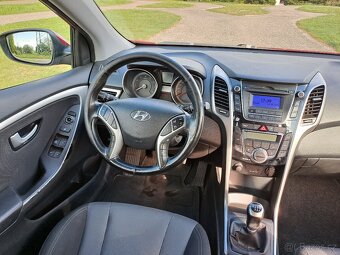 Hyundai i30, 1.6 GDI 99kW, kombi, 2.maj., ČR - 12