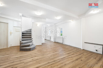 Pronájem bytu 4+1, 80 m², Liberec, ul. Růžová - 12
