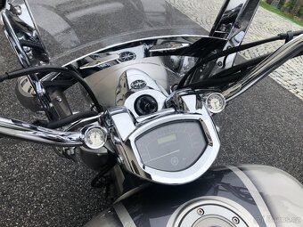Yamaha XVS 1300 Midnightstar, původ ČR, perfektní stav - 12