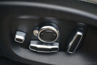 Jaguar E-Pace P200 R-Dynamic AWD Meridian - 12