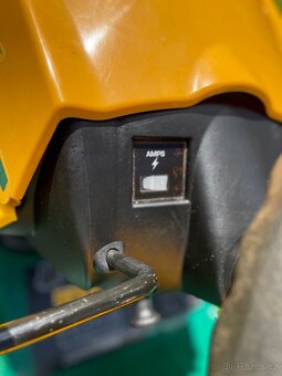 Zahradní traktor Yard Man - 12