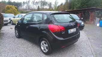 Kia Venga - 12
