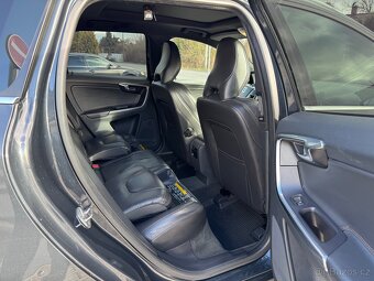 VOLVO XC60 2,4 D4 - 12