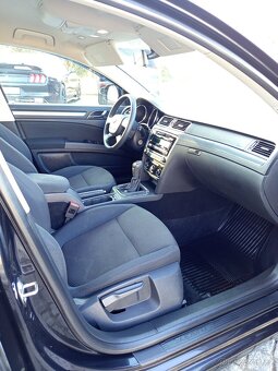 Škoda Superb 2.0 TDI 103 kW - 2011 - 12