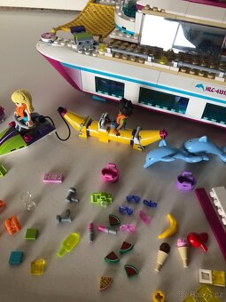 Lego 41317 - Katamarán Sunshine - 12