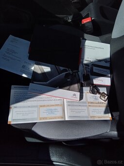 Citroen C3 1.1i, rok výroby  10/2010,najeto  64000 km - 12