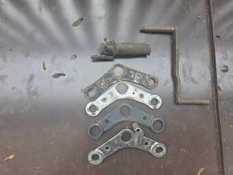 BMW R12,náhradní díly. - 12