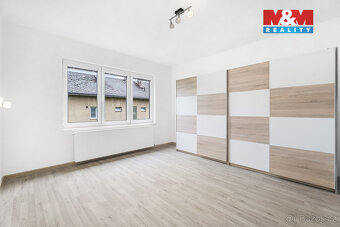 Pronájem bytu 3+1, 58 m², Janská - 12