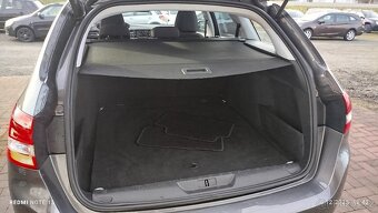 Peugeot 308 kombi 1.2 benzín, 2020 - 12