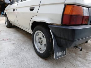 Škoda Favorit 135 L r.v.1990 originál bílá - 12