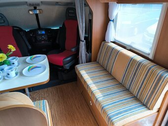 Obytné auto Carado T348 2.3JTD,klima,solar,spouštěcí postel - 12