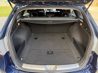 Hyundai i40 1,6crdi 100kw 2019 - 12