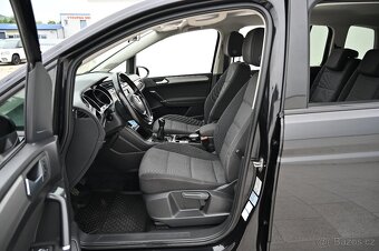 Volkswagen Touran 2.0TDI 110KW 7Míst Comf. 10/16 - 12