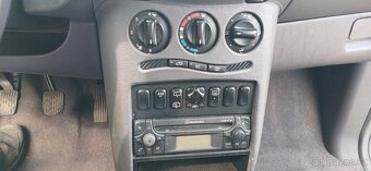 Mercedes Benz A160I - 12