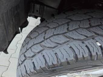 Nissan Navara 2.5 dCi Double Cab XE 4X4 - 12
