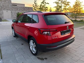ŠKODA KAROQ 1.5TSi PANO,NAVI,DSG,ALU,MFV,FULLED,METALÍZA. - 12