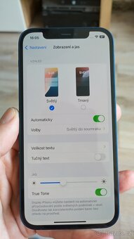 Apple iPhone 12 64GB Blue,skvělý stav,baterie 86%,zár.12mes - 12