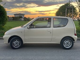 výroční model 50th Seicento Fiat - 12
