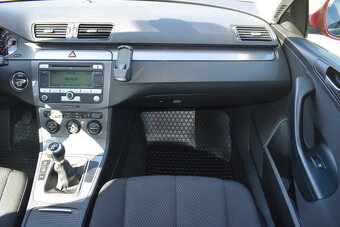VW Passat B6 1.9TDI BMT 77kW, DIGIKLIMA, Navi, záruka KM - 12