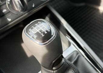 Škoda Scala 1,0 TSI 85kW DRIVE 125let ČR benzín manuál 85 kw - 12
