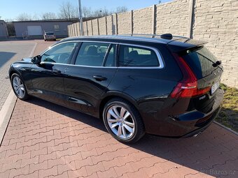 Volvo V60 B4 ,145kw diesel ,Automat 2021 - 12