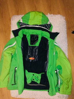 # lyzarskabunda#zimni bunda# sportovni#skapuci - 12