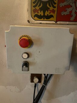 Pískovací box + kompresor Atmos - 12