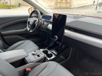 Ford Mustang Mach-E,  283 PS,RWD, - 12