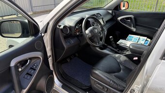 Toyota RAV4 //2.2D-4D//100kW//4X4//EXECUTIVE//1.MAJ// - 12