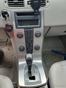 Volvo S40 2.4 benzín automat po rozvodech - 12