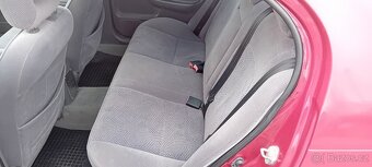 Toyota avensis 2.0 benzín R.v.1998 - 12