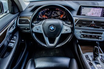 BMW Rad 7 730d A/T - 12