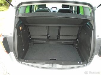 Meriva B,r.v.2016,navigace,100kw,disel 70900km,nosic na kola - 12