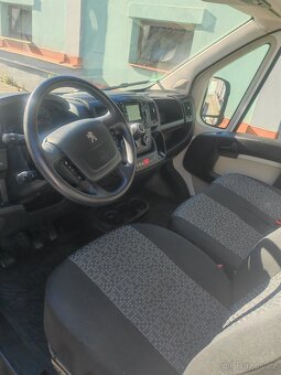 Peugeot Boxer 2.0 HDI 96Kw 2019 Luxusní stav TZ 2,5t 3 mista - 12