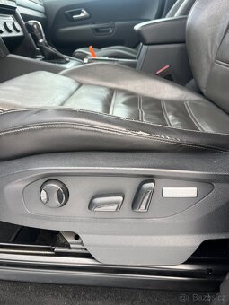 Volkswagen Amarok 3.0 TDI V6 - 12