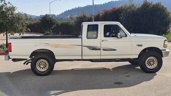 Ford F250 XL custom light duty - 12