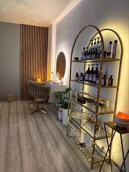 Head spa by Nika Praha - 12