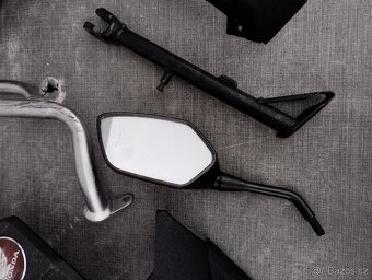 Nádrž Honda Africa Twin 1100 + poškoz. díly - 12