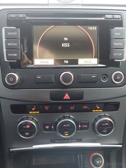 VW PASSAT R-LINE 2.0 TDi - 12