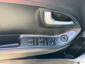 Kia Picanto 1.0i - 12