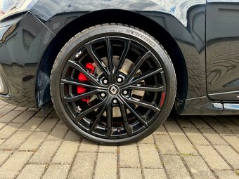 Renault Clio IV RS Trophy 1,6TCe PDC 162kW 2017 - 12