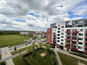 Pronájem krásného vybaveného bytu 2kk, Praha-Dolní Měcholupy - 12