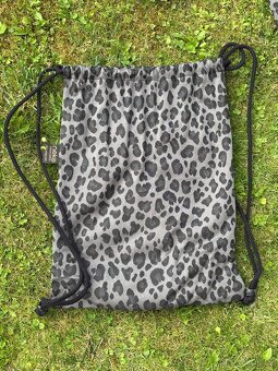 Celošátkové hybridní nosítko Neko Slings - 12