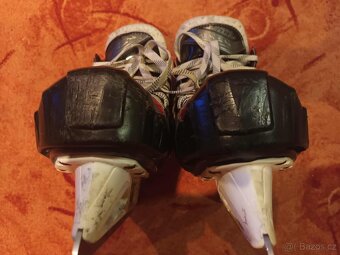 Brankářské brusle Bauer Vapor X900, vel. EUR 44,5., 9D(užší) - 12