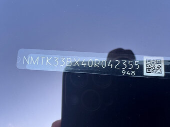 Toyota C-HR 1.8 Hybrid - 12