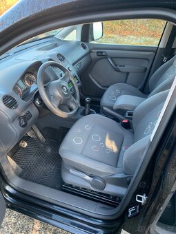 VW Caddy Maxi 2.0tdi 103kw 7 míst - 12