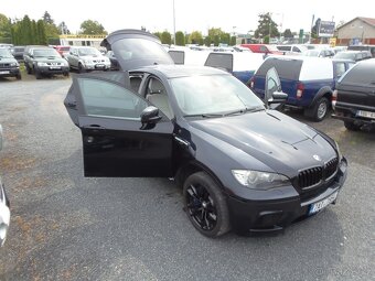 BMW X6M - 12