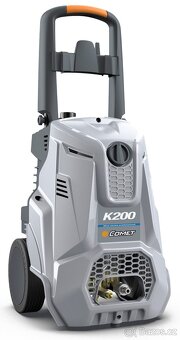 Obchodní zástupce - - 12